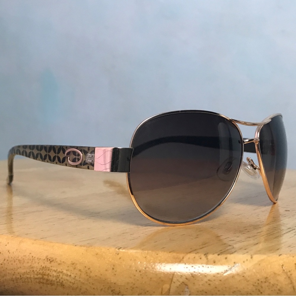 O by Oscar De La Renta Sunglasses